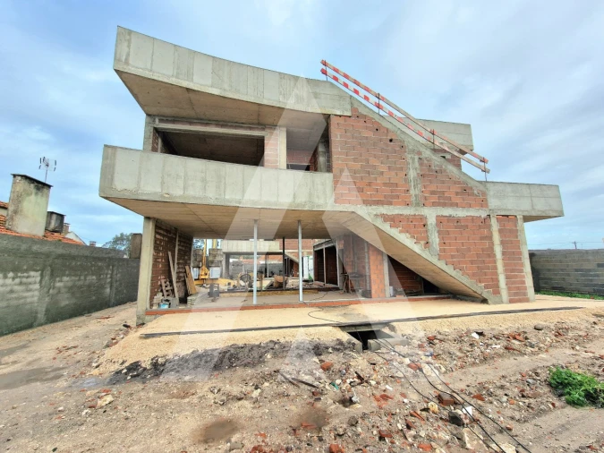 Moradia T4 para Venda em Pataias e Martingança Foto 4