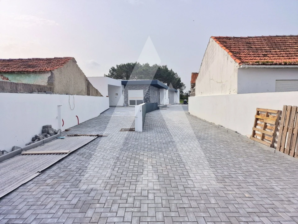 Moradia T4 para Venda em Pataias e Martingança Foto 3