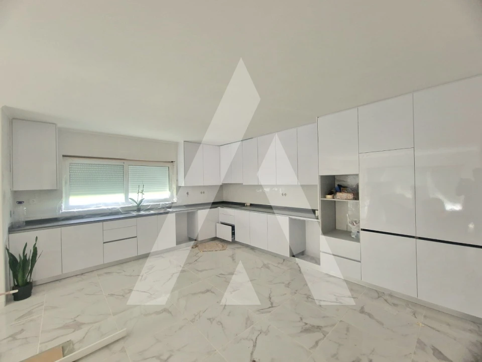 Moradia T4 para Venda em Pataias e Martingança Foto 16