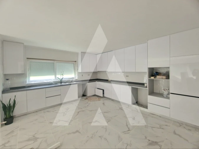 Moradia T4 para Venda em Pataias e Martingança Foto 13