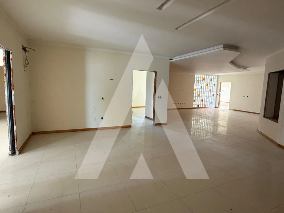 Moradia T6 para Venda em Pombal Foto 3