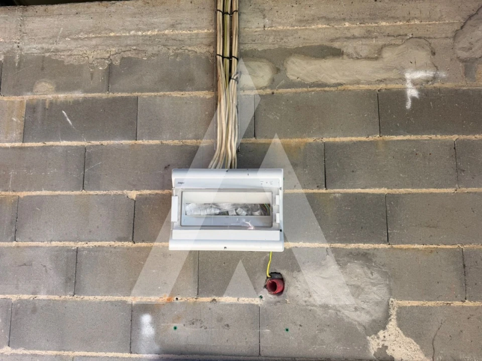 Armazém para Venda em Arrabal Foto 24