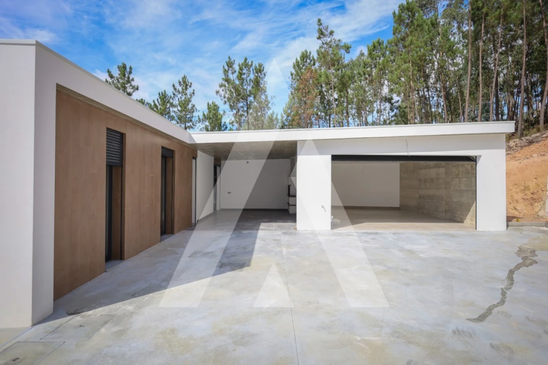 Moradia T3 para Venda em Leiria, Pousos, Barreira e Cortes Foto 5