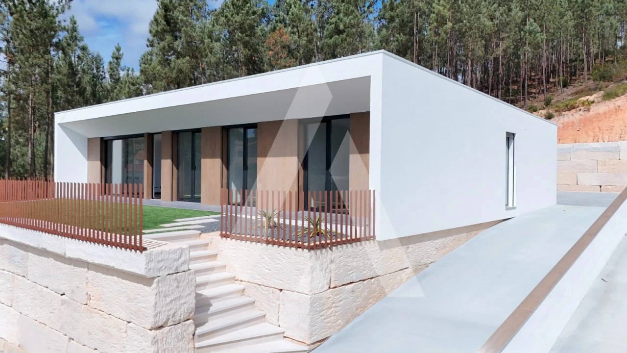 Moradia T3 para Venda em Leiria, Pousos, Barreira e Cortes Foto 8