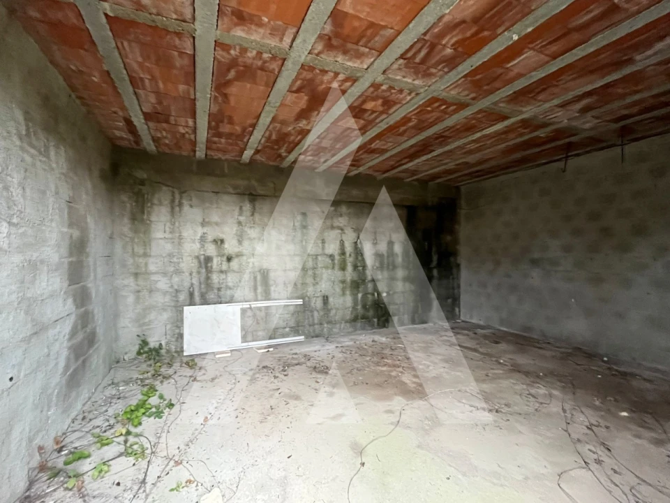 Prédio para Venda em A dos Negros Foto 45