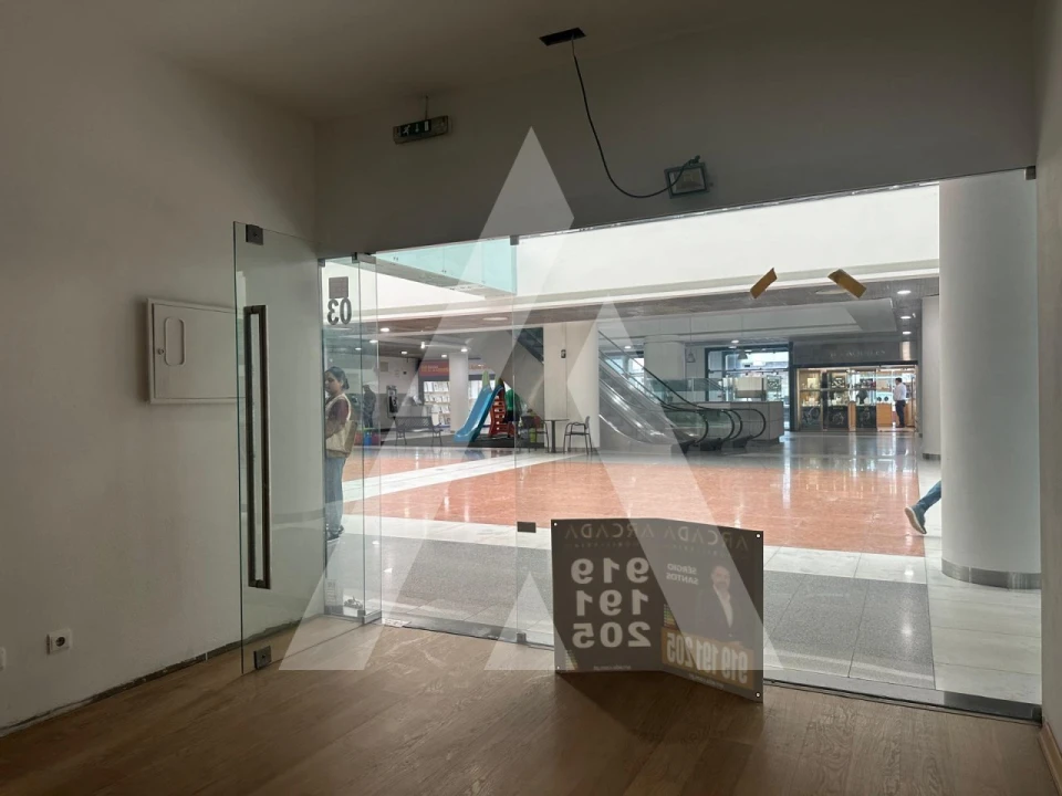 Loja para Venda em Marinha Grande Foto 5