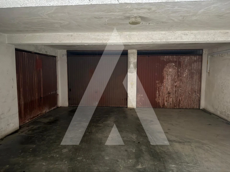 Garagem para Venda em Marinha Grande Foto 4
