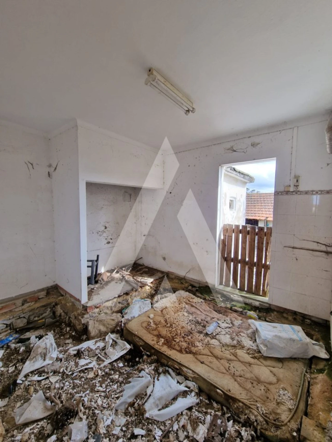 Moradia T3 para Venda em Maceira Foto 4