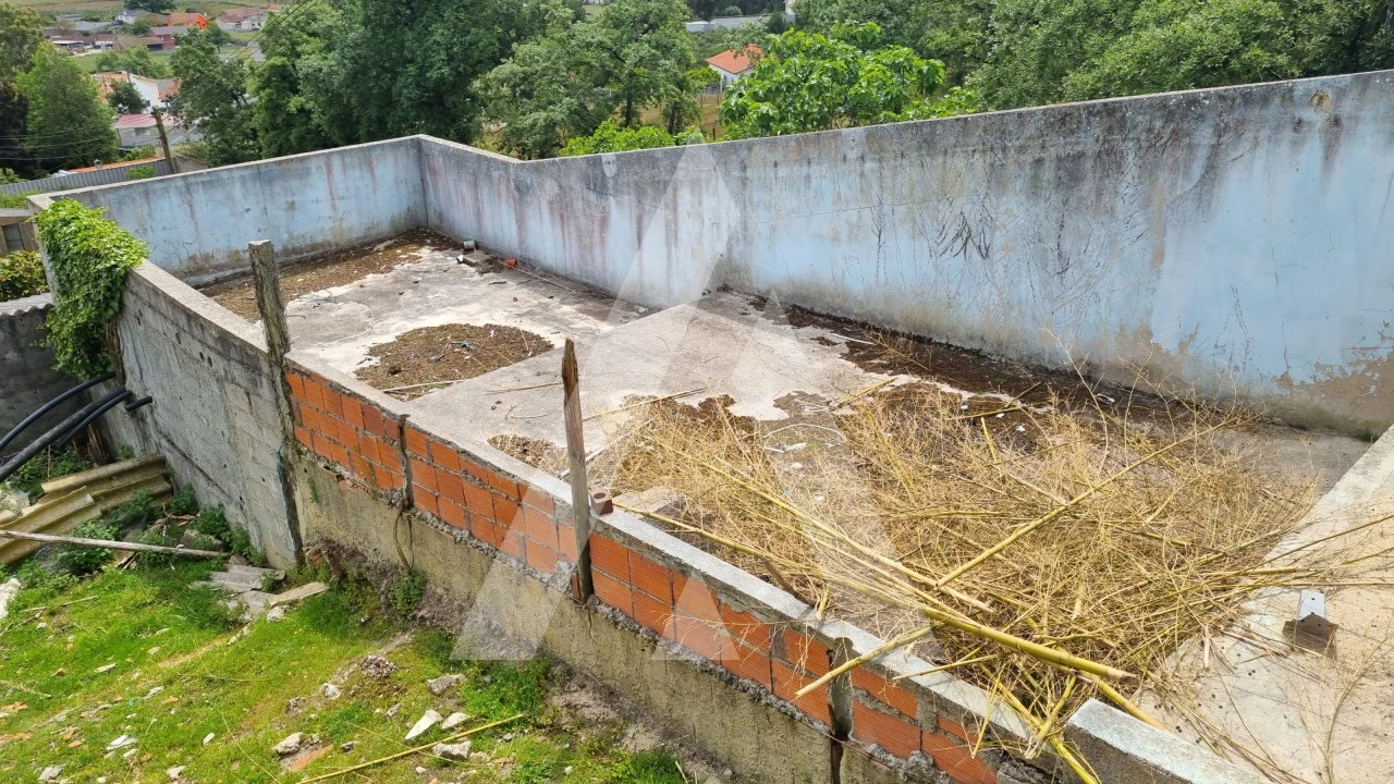 Moradia T3 para Venda em Maceira Foto 16