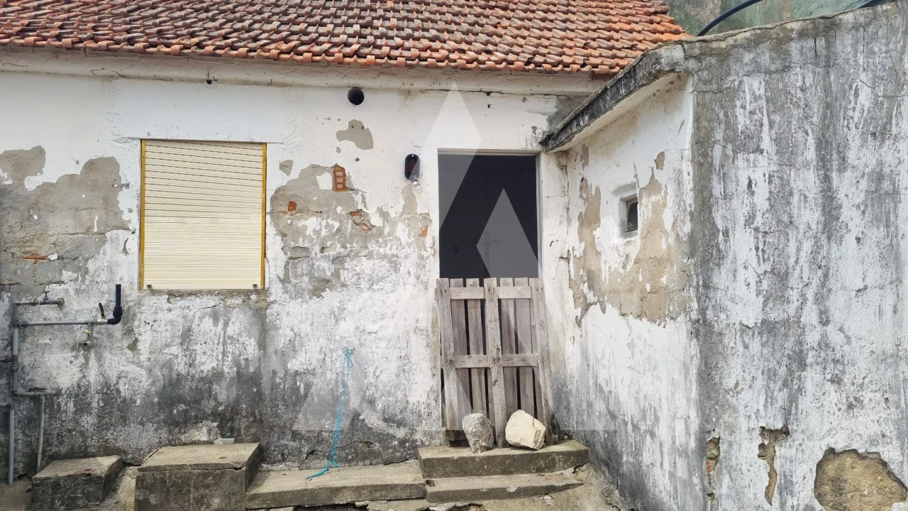 Moradia T3 para Venda em Maceira Foto 24