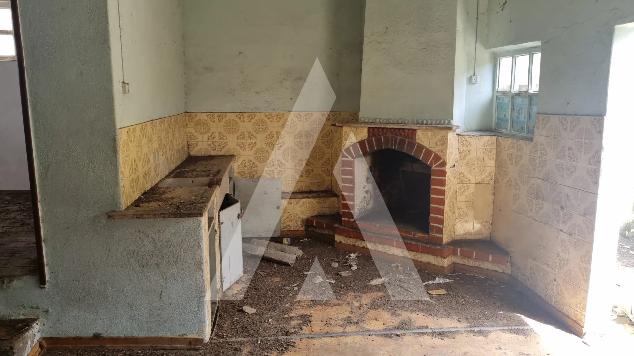 Moradia T3 para Venda em Maceira Foto 36