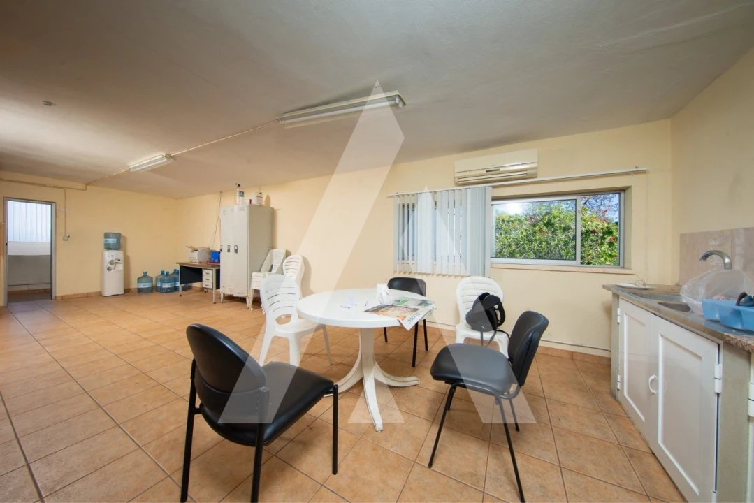 Armazém para Venda em Leiria, Pousos, Barreira e Cortes Foto 12