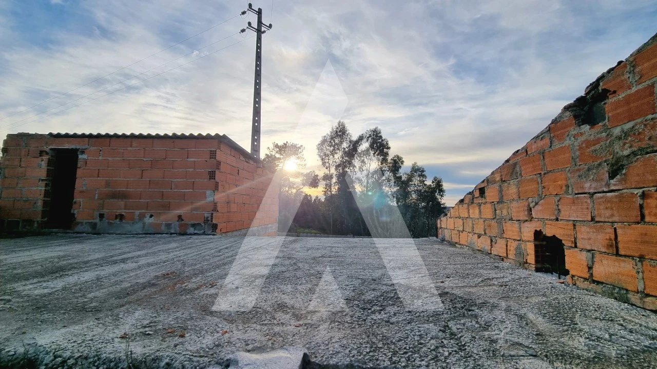 Moradia T3 para Venda em Regueira de Pontes Foto 27