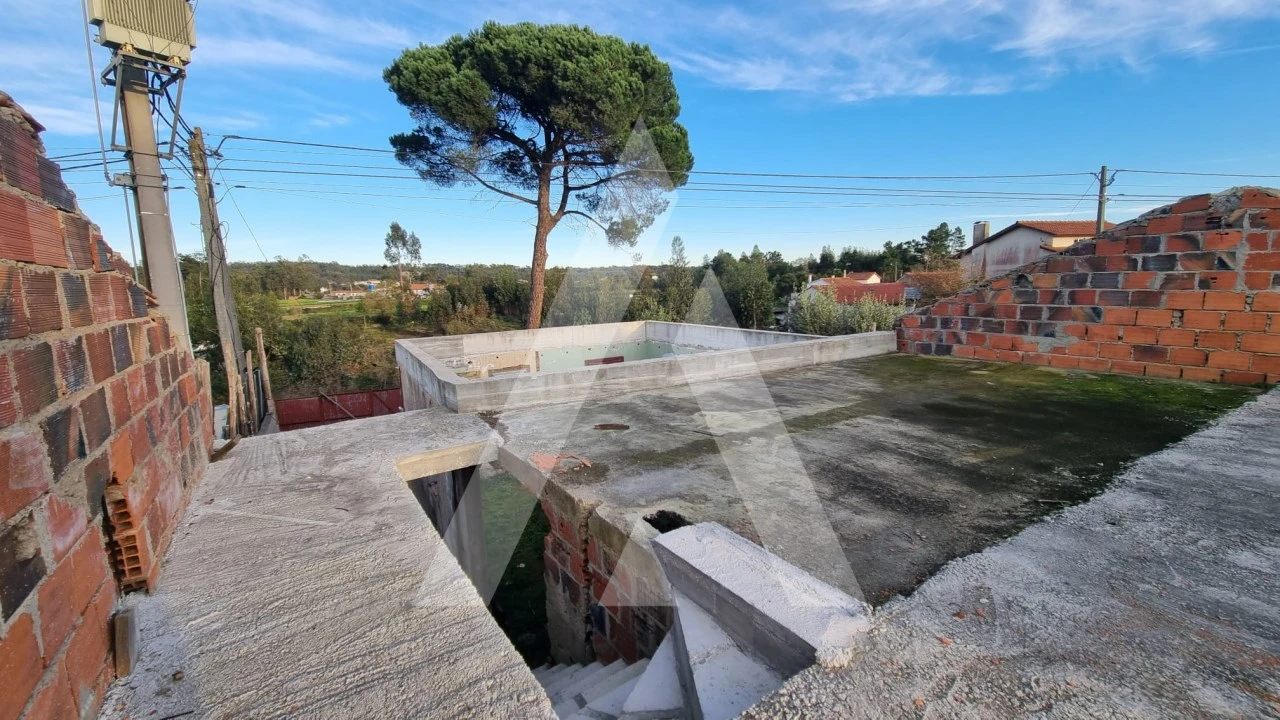 Moradia T3 para Venda em Regueira de Pontes Foto 19