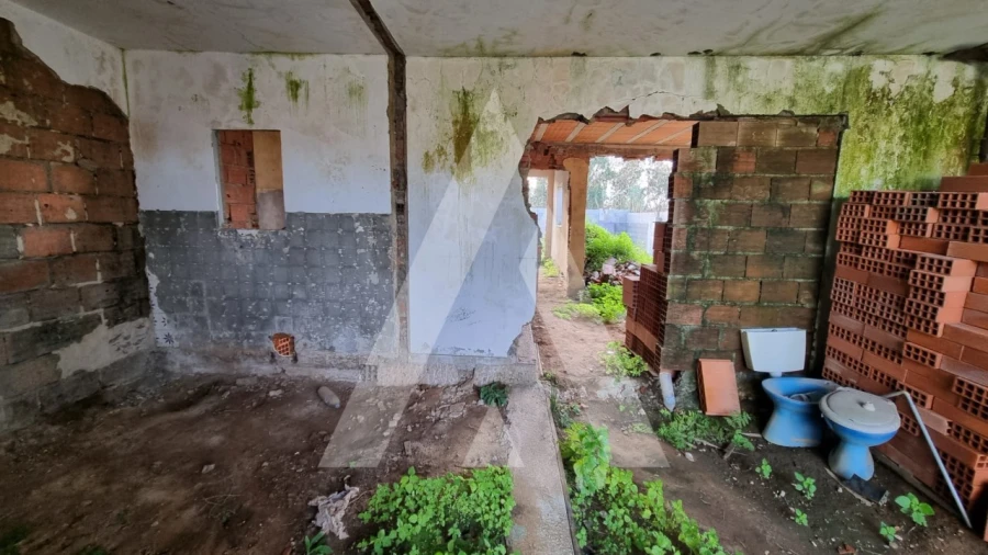 Moradia T3 para Venda em Regueira de Pontes Foto 11