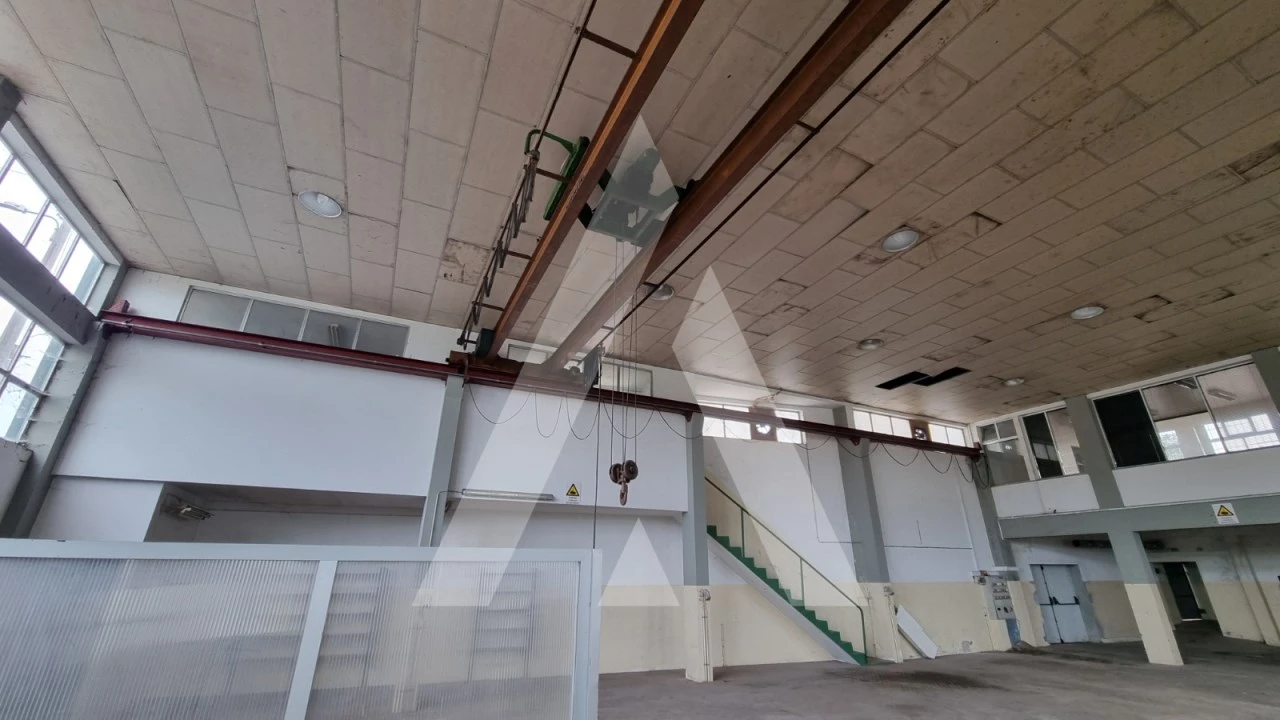 Prédio para Venda em Parceiros e Azoia Foto 53