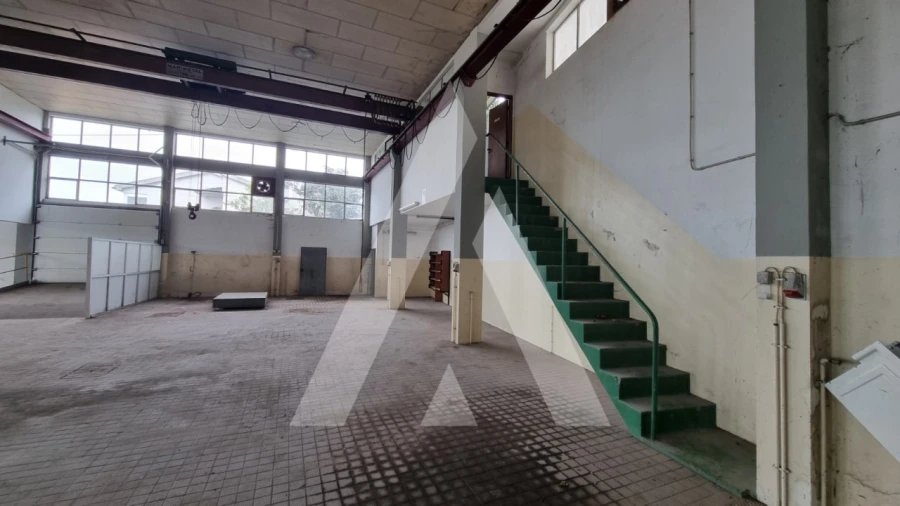 Prédio para Venda em Parceiros e Azoia Foto 21