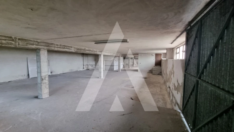 Prédio para Venda em Parceiros e Azoia Foto 46