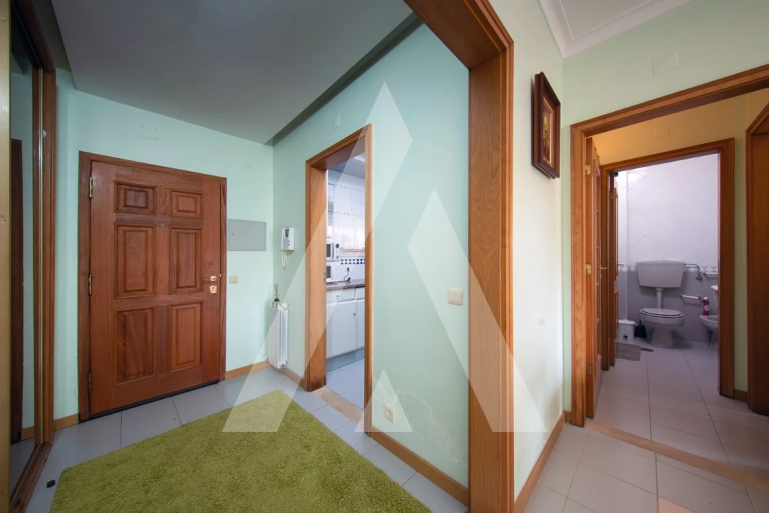 Apartamento T1 para Venda em Buarcos Foto 3