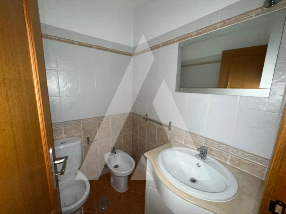 Moradia T4 para Venda em Leiria, Pousos, Barreira e Cortes Foto 19