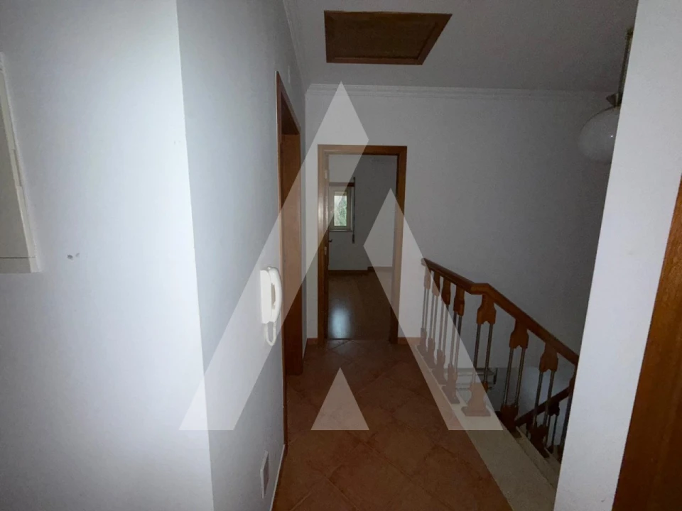 Moradia T4 para Venda em Leiria, Pousos, Barreira e Cortes Foto 40