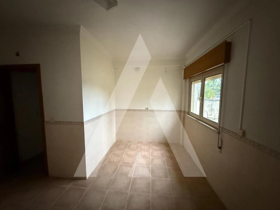 Moradia T4 para Venda em Leiria, Pousos, Barreira e Cortes Foto 44