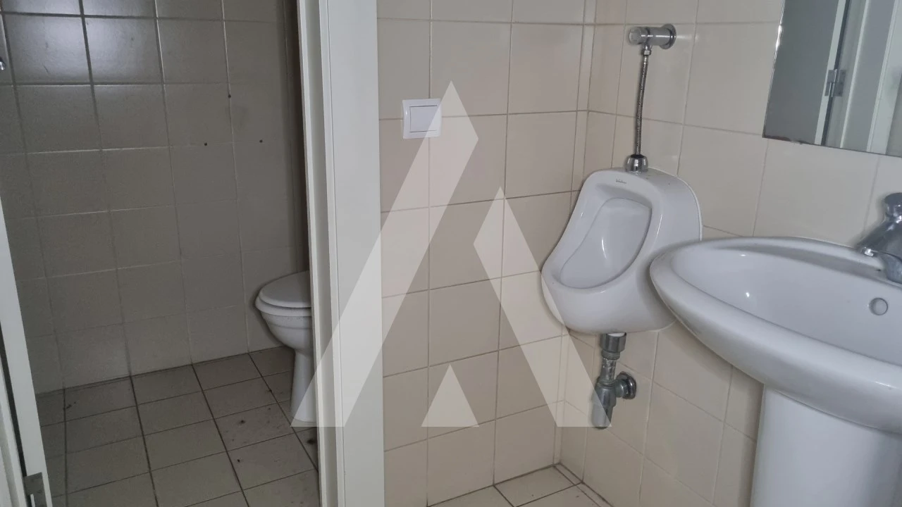 Loja para Venda em Maceira Foto 23