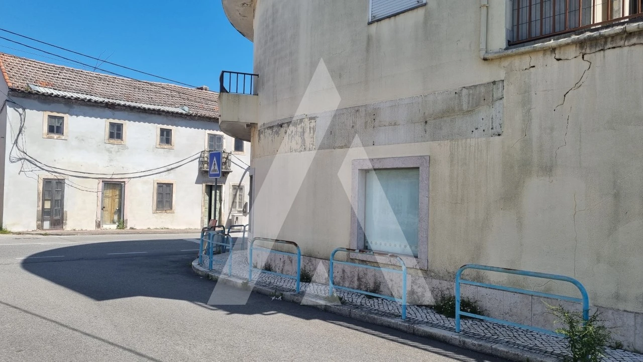 Loja para Venda em Maceira Foto 59