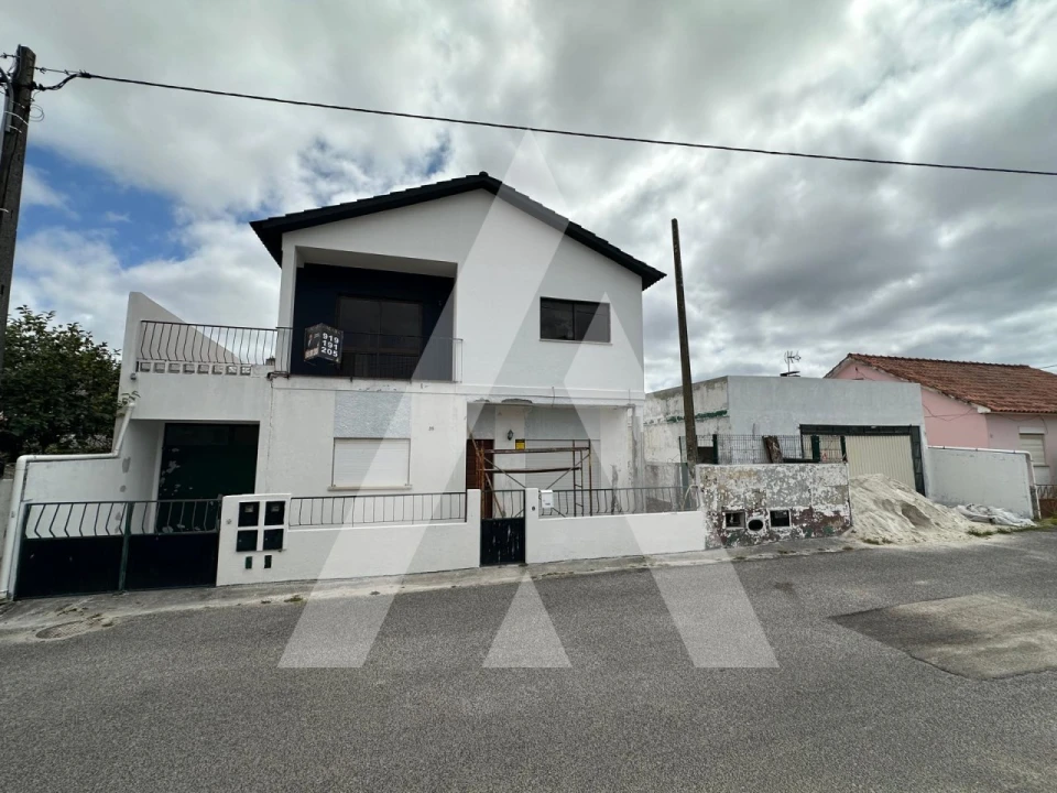 Moradia T2 para Venda em Marinha Grande Foto 2