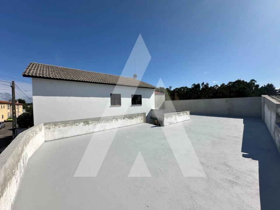 Moradia T2 para Venda em Marinha Grande Foto 3