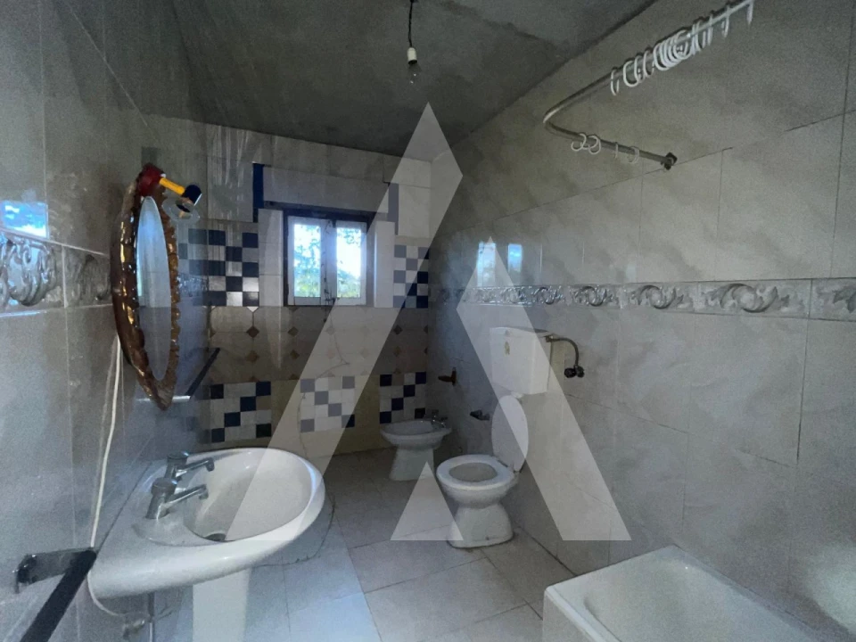 Moradia T4 para Venda em Amor Foto 15