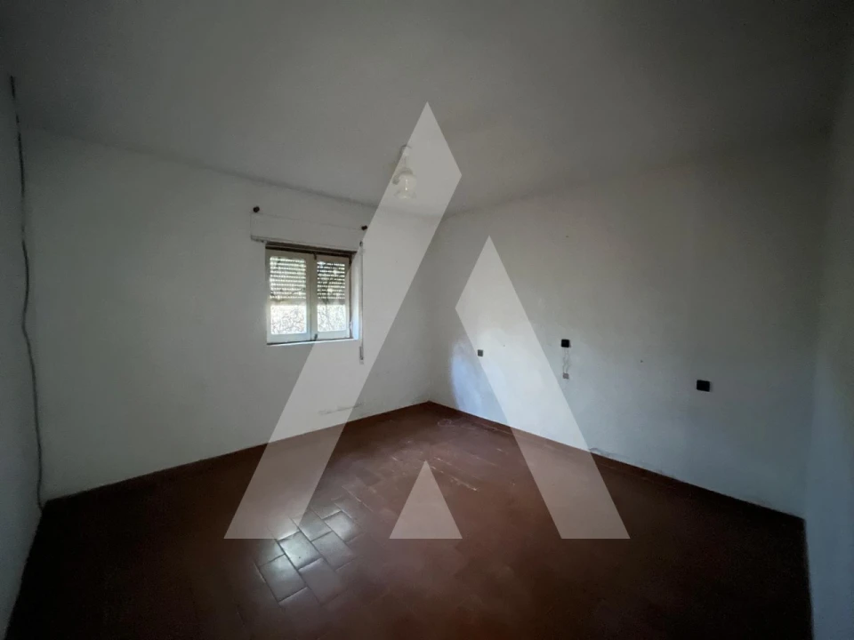 Moradia T4 para Venda em Amor Foto 16