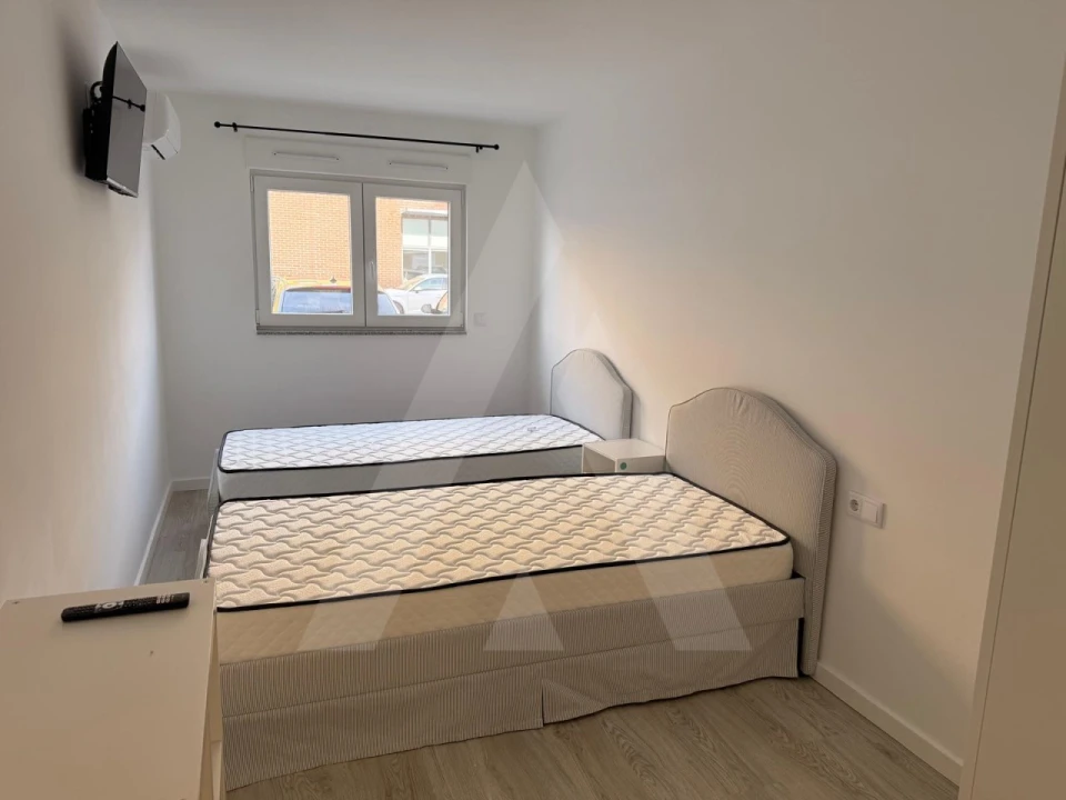 Apartamento T3 para Arrendamento em Aradas Foto 10