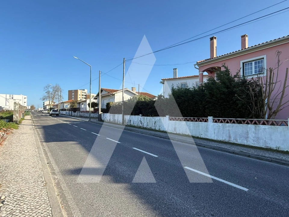 Moradia T3 para Venda em Marinha Grande Foto 2