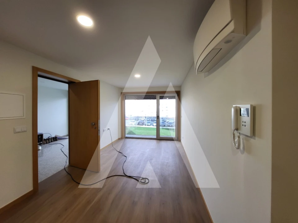 Apartamento T2 para Venda em Ranhados Foto 4