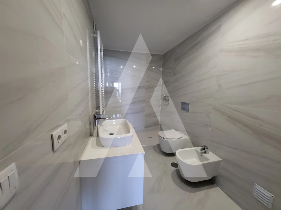 Apartamento T2 para Venda em Ranhados Foto 11