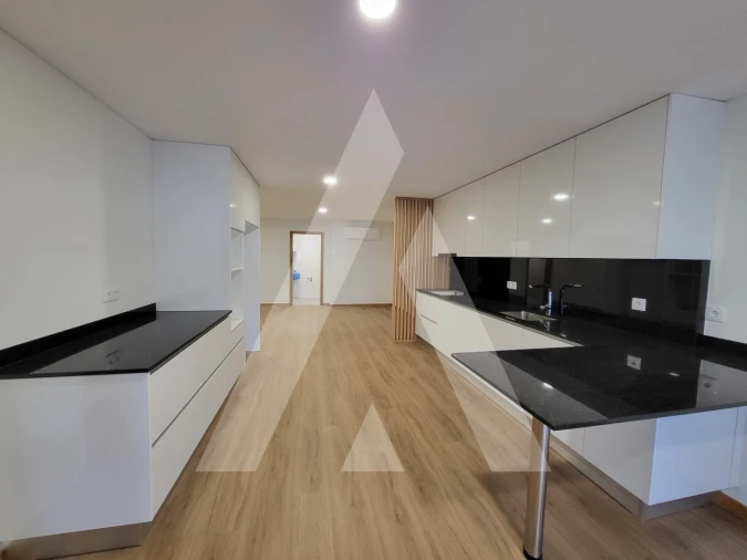 Apartamento T2 para Venda em Ranhados Foto 1