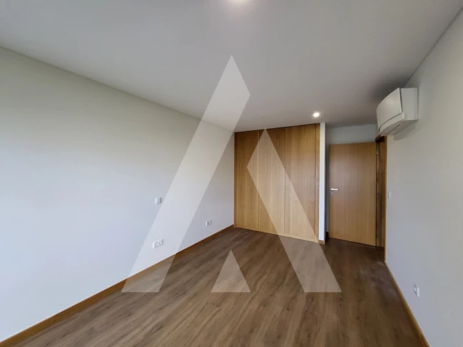 Apartamento T2 para Venda em Ranhados Foto 9