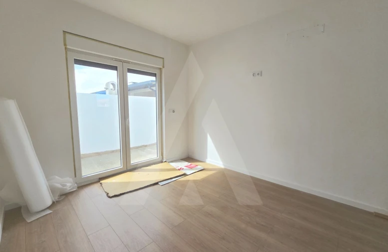 Moradia T3 para Venda em Gafanha da Encarnação Foto 18