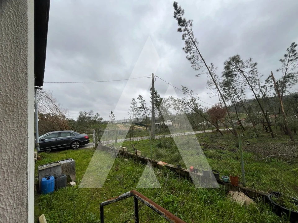 Moradia T3 para Venda em Rio de Couros e Casal dos Bernardos Foto 21