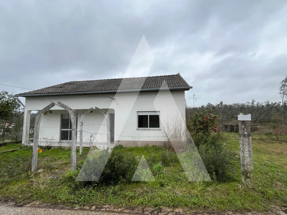 Moradia T3 para Venda em Rio de Couros e Casal dos Bernardos Foto 28