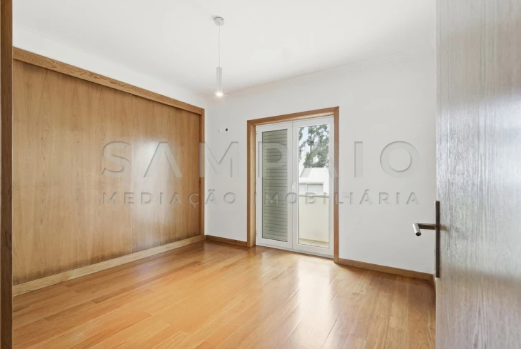 Moradia T4 para Venda em Gondomar (São Cosme), Valbom e Jovim Foto 12