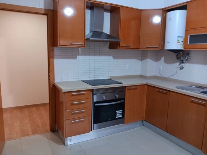 Apartamento T3 para Venda em Rio de Mouro Foto 24