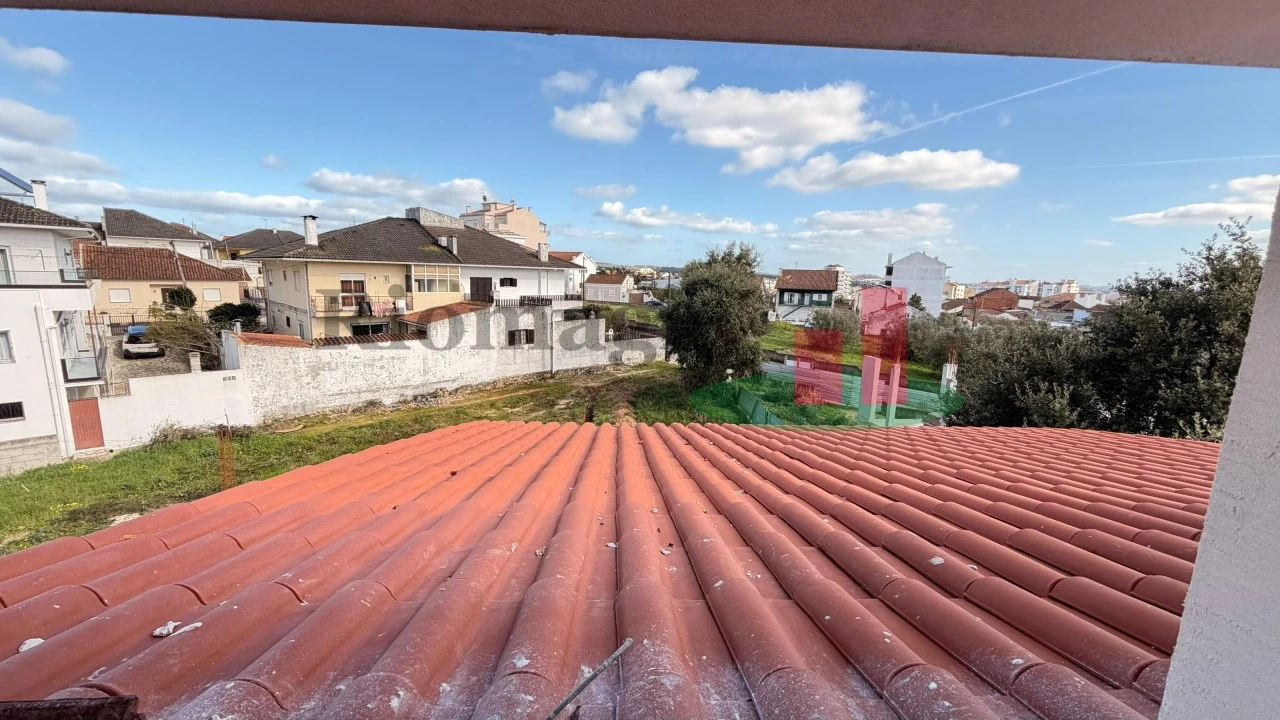 Moradia T3 para Venda em Rio Maior Foto 29