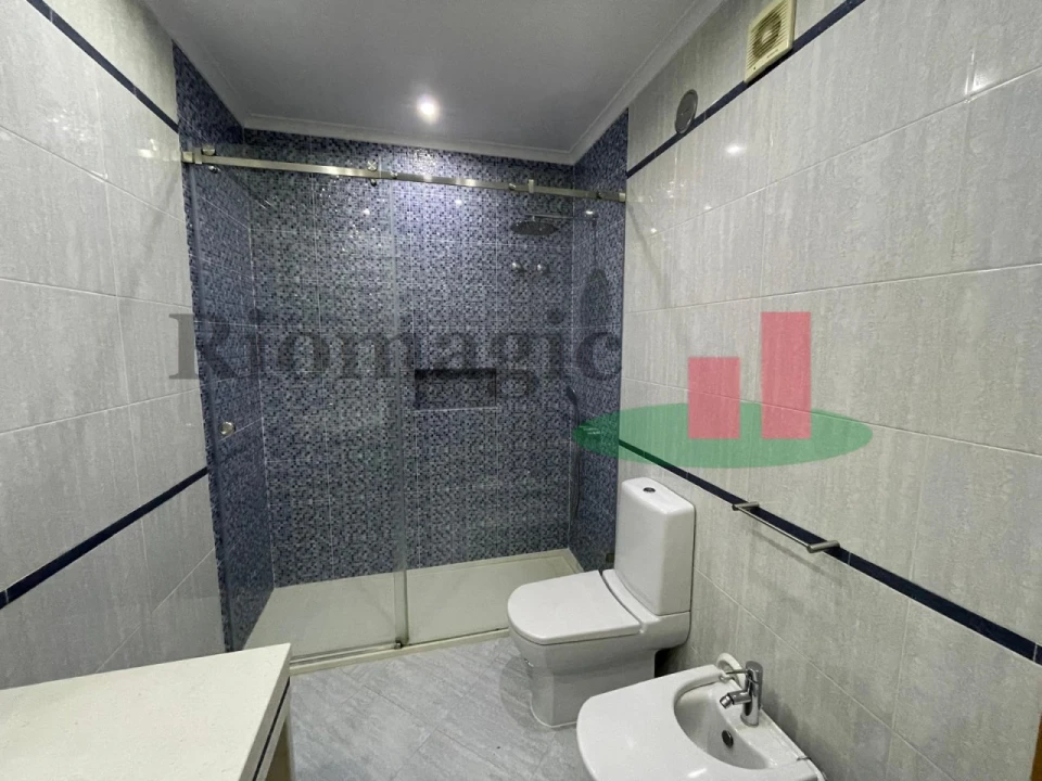 Apartamento T3 para Venda em Odivelas Foto 13