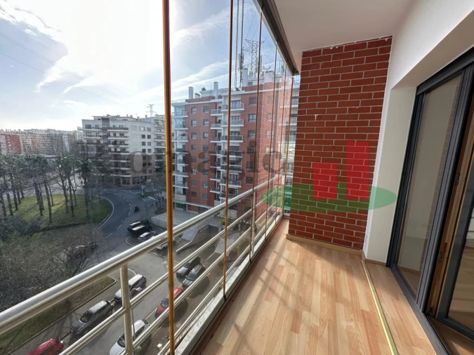Apartamento T3 para Venda em Odivelas Foto 2