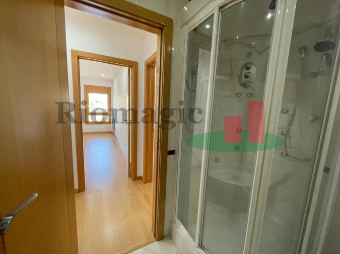 Apartamento T3 para Venda em Odivelas Foto 21