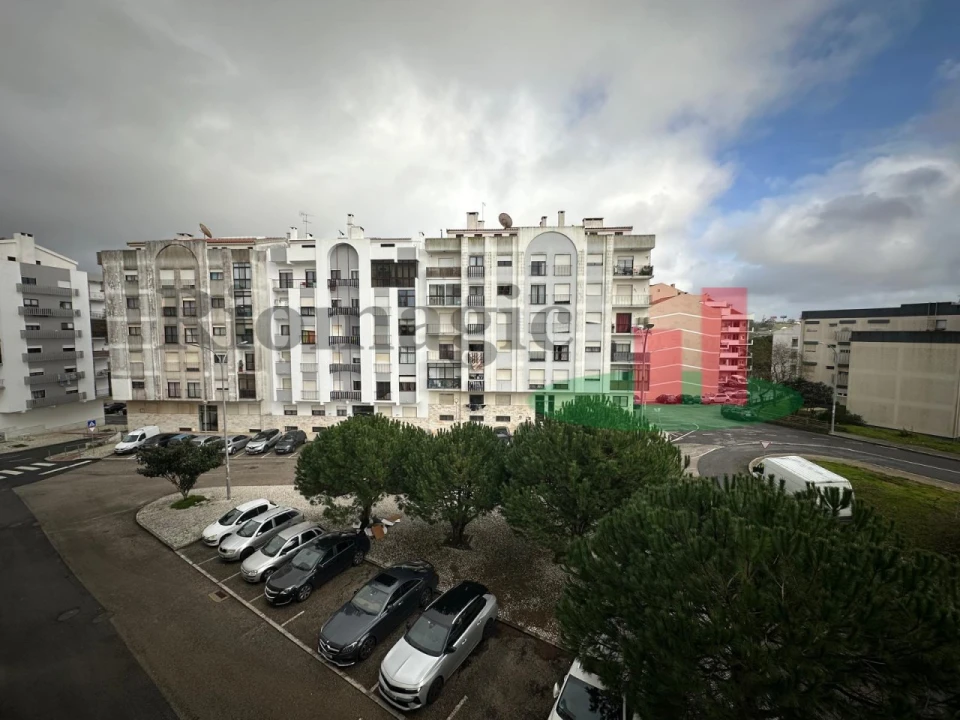 Apartamento T3 para Venda em Rio de Mouro Foto 23