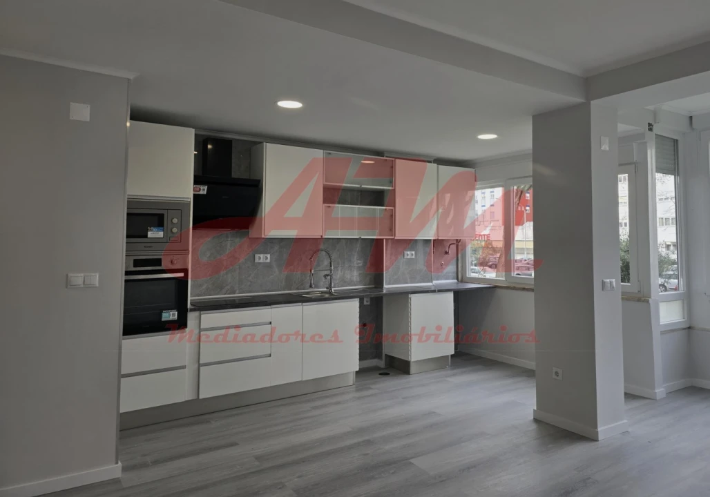 Apartamento T2 para Venda em Oeiras e São Julião da Barra, Paço de Arcos e Caxias Foto 4