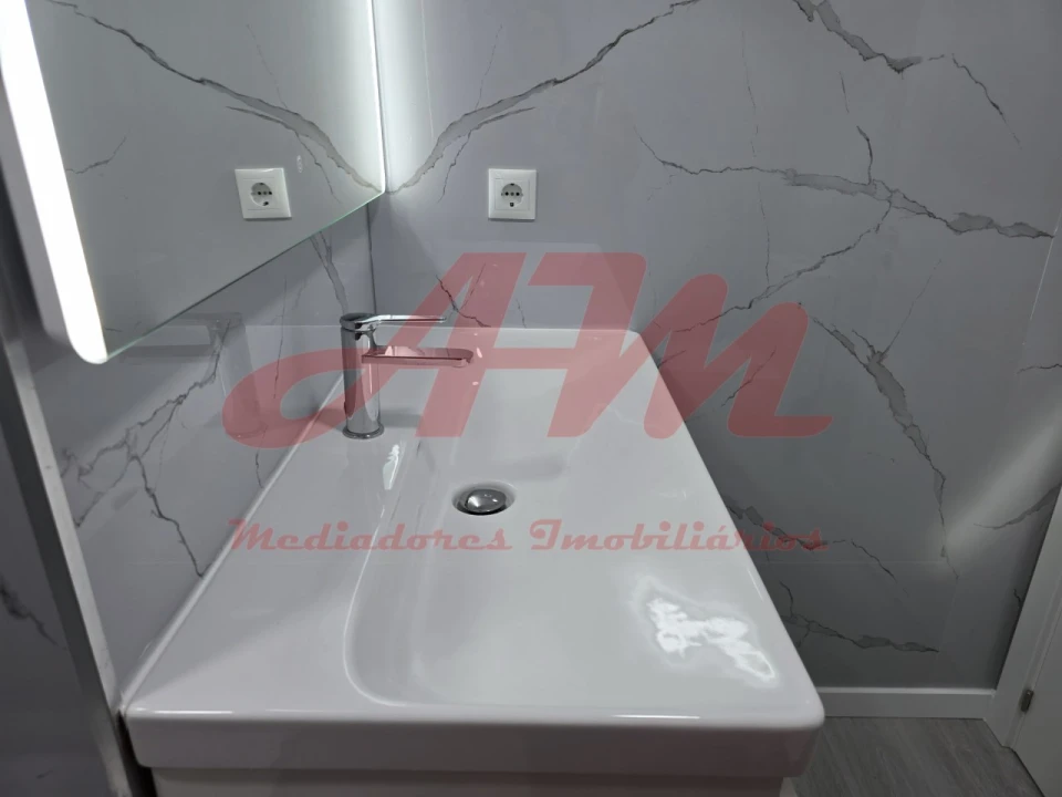 Apartamento T2 para Venda em Oeiras e São Julião da Barra, Paço de Arcos e Caxias Foto 17